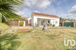 House at Rosny-sur-Seine (78710)