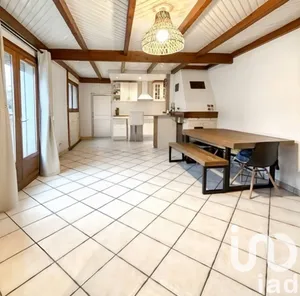Maison à Villeneuve-le-Roi (94290)