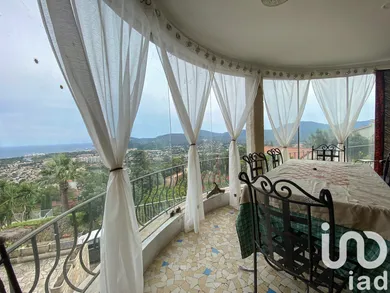 House in MANDELIEU LA NAPOULE (06210)