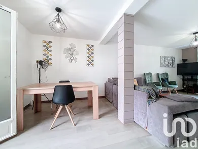 Maison traditionnelle à Villepinte (93420)