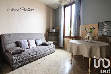 Apartment at Issy-les-Moulineaux (92130)