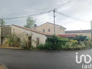 House at Coutras (33230)