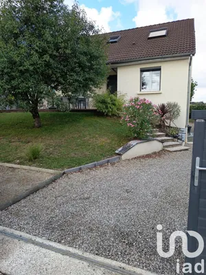 House at Tavaux (39500)