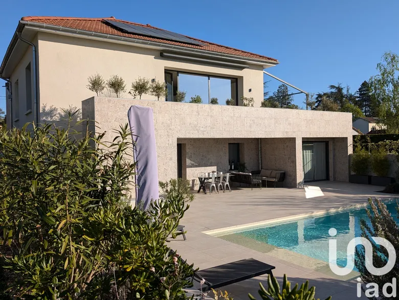 Maison 7 pièces 229 m² · à Saint-Didier-au-Mont-d'Or · 228,6 m² · 1 450 000 €
