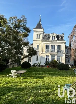 Mansion at Saint-Germain-en-Laye (78100)