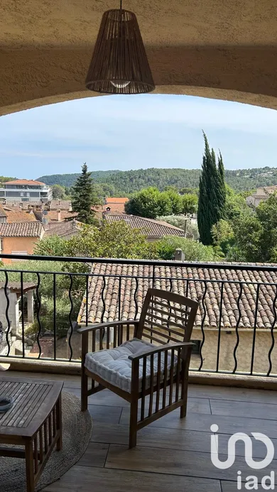 Apartment in Peymeinade (06530)