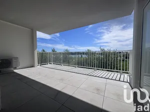 Apartment at Monteux (84170)