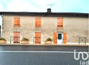 Building at Chélan (32140)