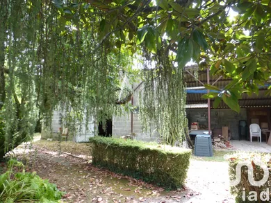 Terrain à bâtir à Ferrières (17170)