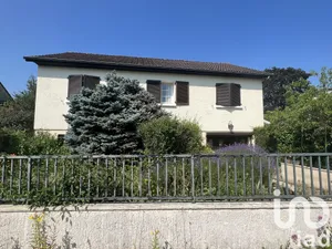 House at Villeneuve-sur-Yonne (89500)