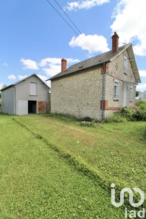 House at Courtenay (45320)