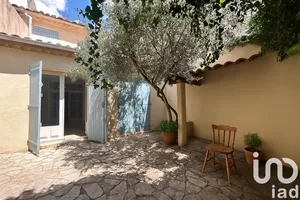 Maison de ville à Nîmes (30900)
