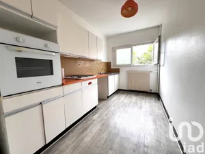 Apartment at Plaisir (78370)