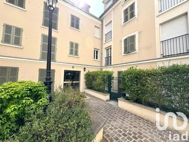 Appartement à Fontainebleau (77300)