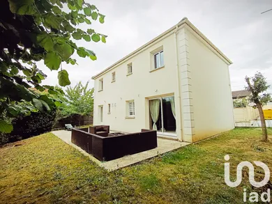 House at Morangis (91420)