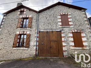 Village house at Saint-Saud-Lacoussière (24470)