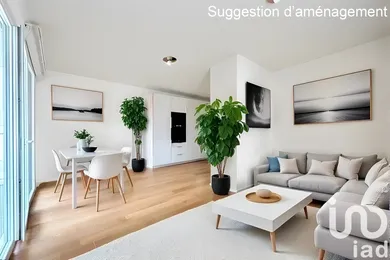 Apartment at Châtenay-Malabry (92290)