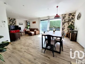 House at Alixan (26300)