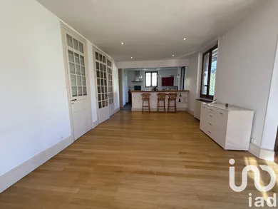 Apartment in Chambéry (73000)