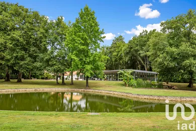 Maison d'architecte à Saint-Aignan-Grandlieu (44860)