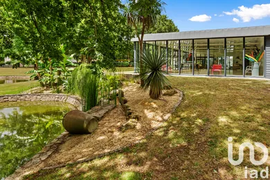 Architectural house in Saint-Aignan-Grandlieu (44860)