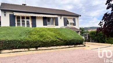 Village house in Uxeau (71130)