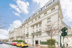 Appartement à Le Plessis-Robinson (92350)