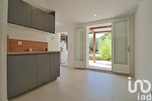 Apartment at Aix-en-Provence (13100)