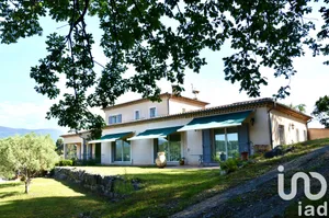 Maison à Roquefort-les-Pins (06330)