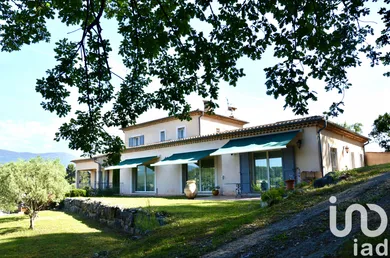 House in Roquefort-les-Pins (06330)