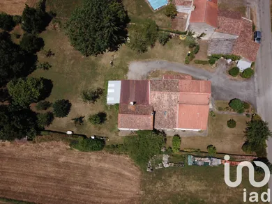 House at Rives-d'Autise (85240)