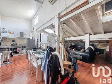 Apartment at Bordeaux (33000)