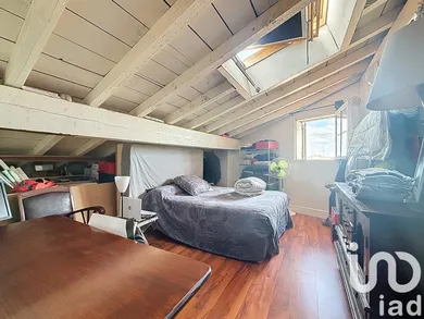 Apartment in Bordeaux (33000)