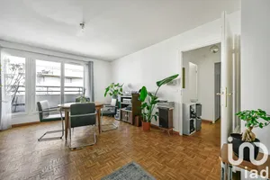 Apartment at Saint-Ouen-sur-Seine (93400)