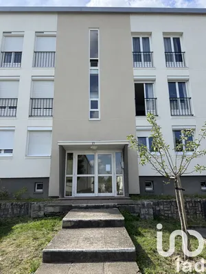 Apartment at Saint-Jean-de-Braye (45800)