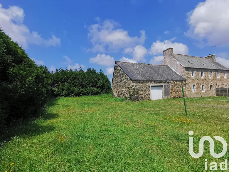 Maison 7 pièces 147 m² · à Camlez · 147 m² · 292 000 €
