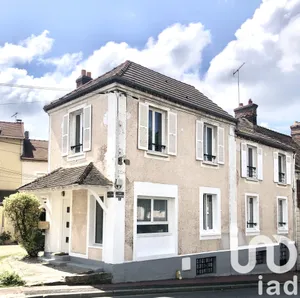 Maison de village à Saint-Chéron (91530)