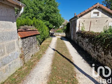 Terrain loisirs à Nontron (24300)