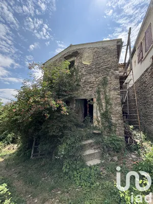 Maison de village à Vesseaux (07200)