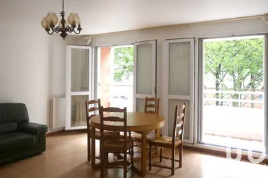 Apartment in Guyancourt (78280)