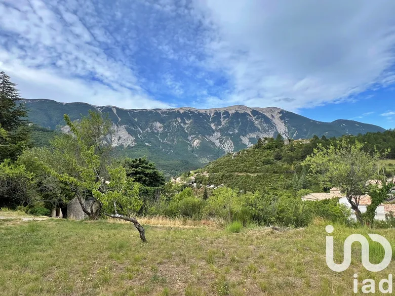 Terrain à bâtir à BRANTES (84390) · 105 500 €