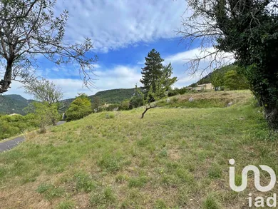 Building plot in BRANTES (84390)