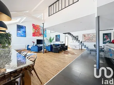 Apartment at Ivry-sur-Seine (94200)