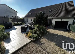 Maison à Villeneuve-sur-Yonne (89500)