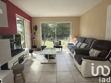 Maison à Saint-Cyr-sur-Loire (37540)