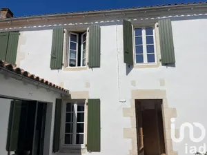 Village house at Sainte-Marie-de-Ré (17740)