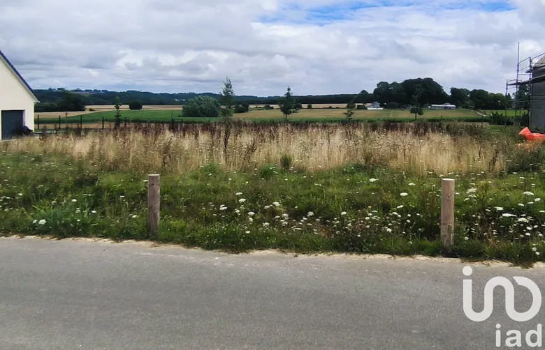 Terrain 840 m² · à Saint-Eustache-la-Forêt · 89 000 €
