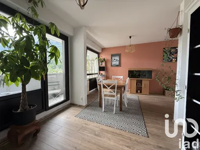 Appartement à Magland (74300)