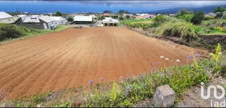 Terrain à La Plaine des Cafres (97418) · à Le Tampon · 139 000 €