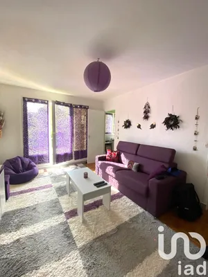 Apartment at Saint-Maur-des-Fossés (94100)